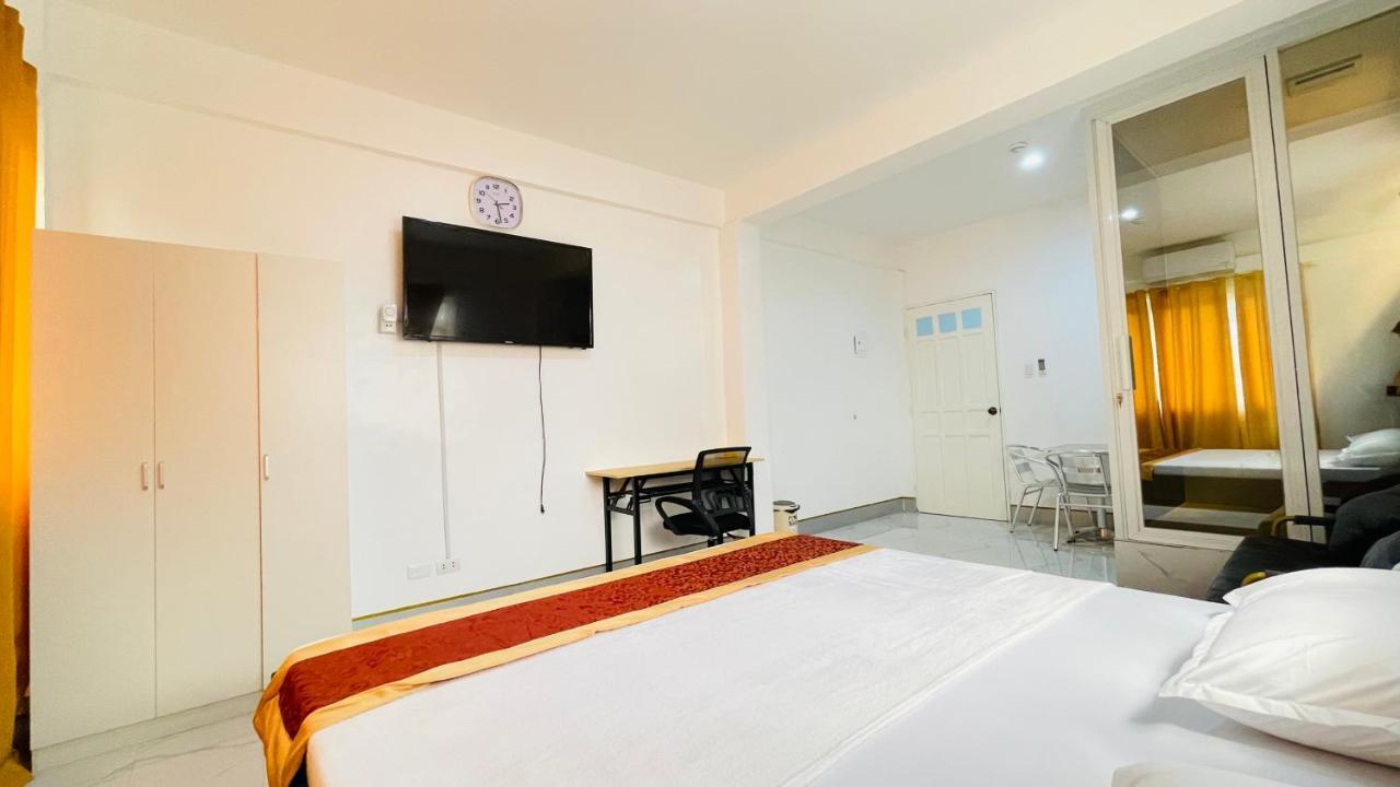 Legends Hotel & Restaurant - Lemery And Taal Екстер'єр фото
