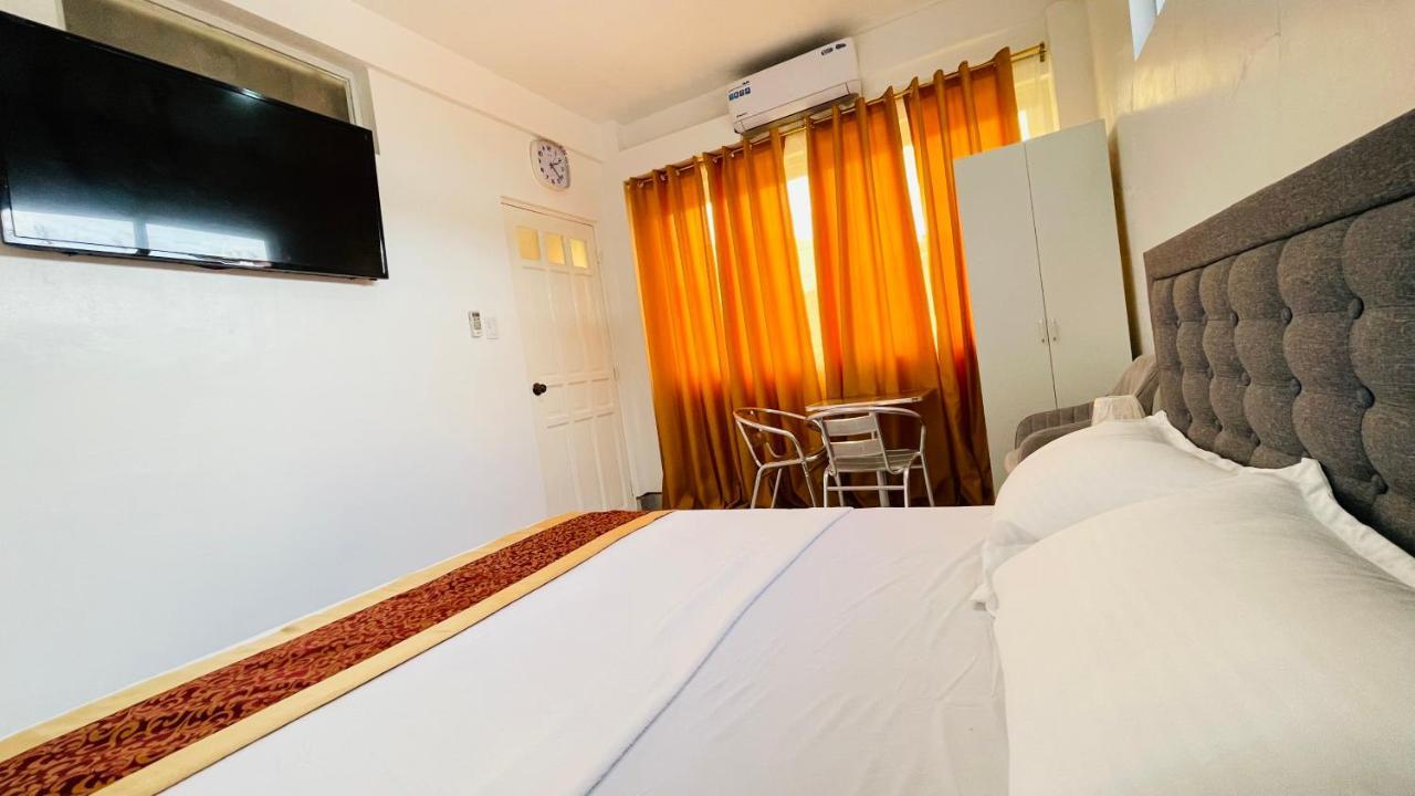 Legends Hotel & Restaurant - Lemery And Taal Екстер'єр фото