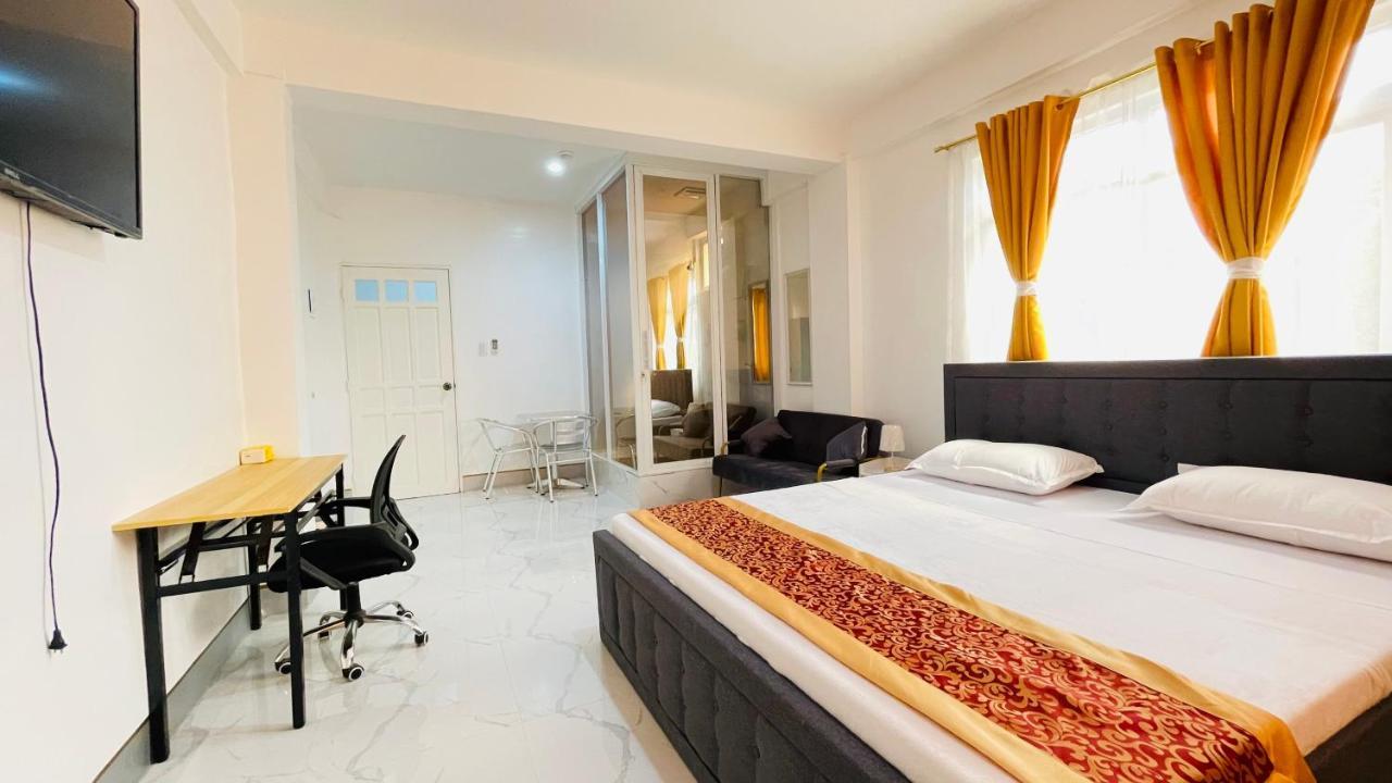 Legends Hotel & Restaurant - Lemery And Taal Екстер'єр фото