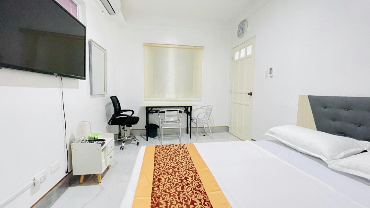 Legends Hotel & Restaurant - Lemery And Taal Екстер'єр фото