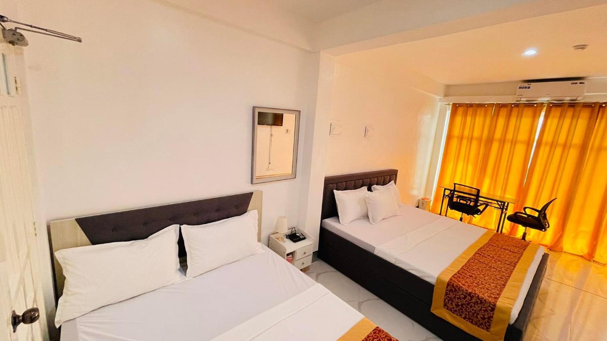 Legends Hotel & Restaurant - Lemery And Taal Екстер'єр фото