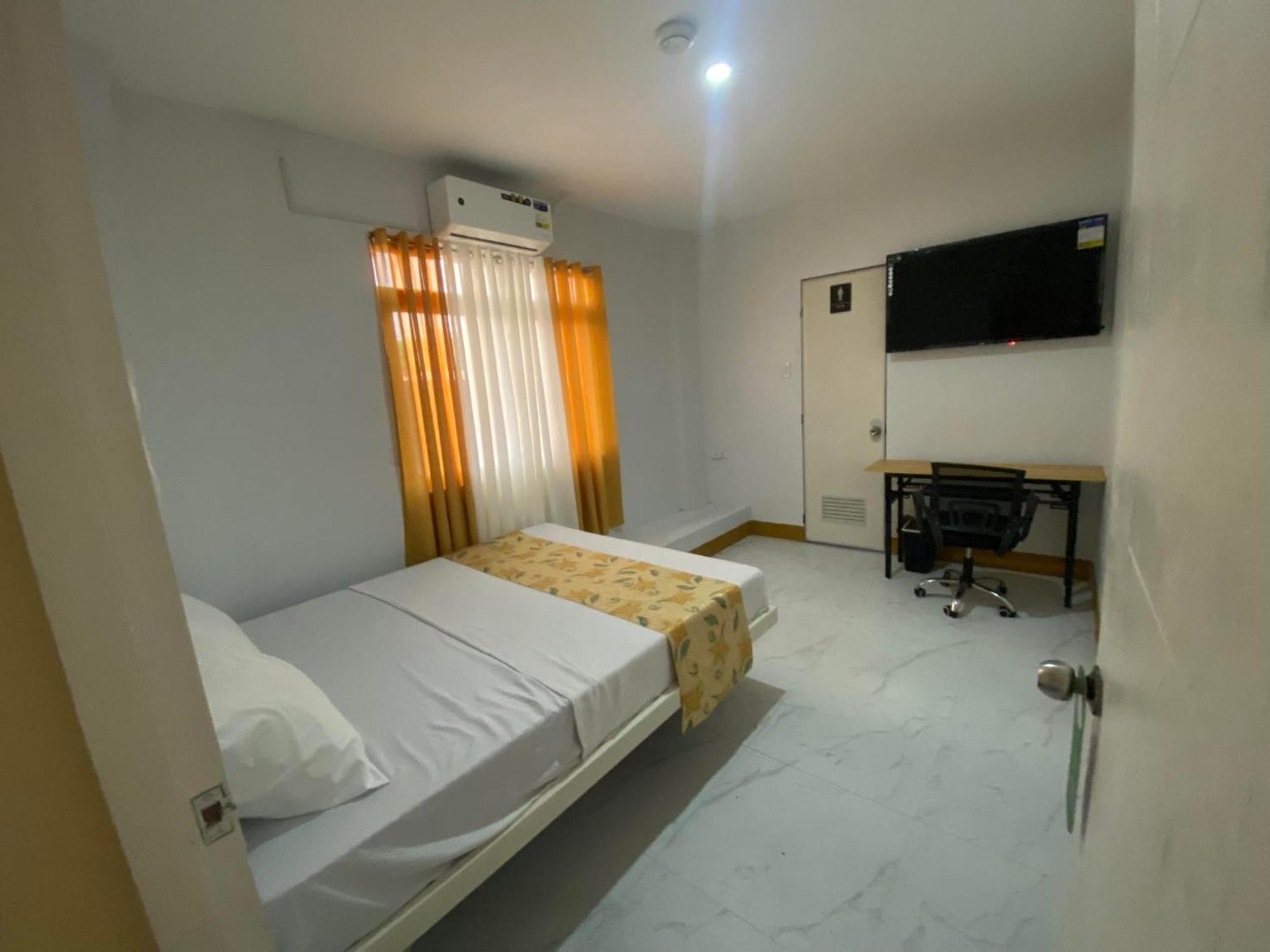 Legends Hotel & Restaurant - Lemery And Taal Екстер'єр фото